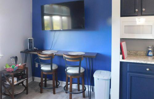 Surfboard-Themed Huddleston Studio w/ Beach Access - Foto 8