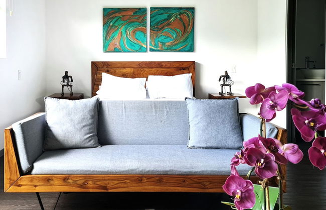 BEE Suites Santa Ana - Foto 11