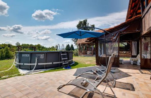 Amazing Home In Netretic - Photo 9