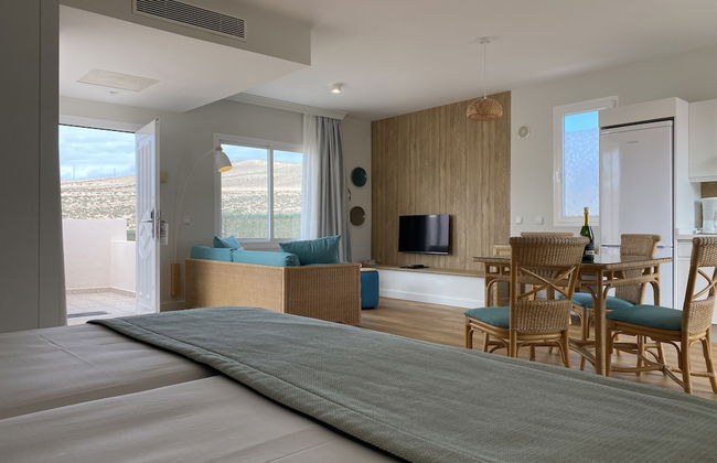 Hotel Esmeralda Maris by LIVVO - Photo 6