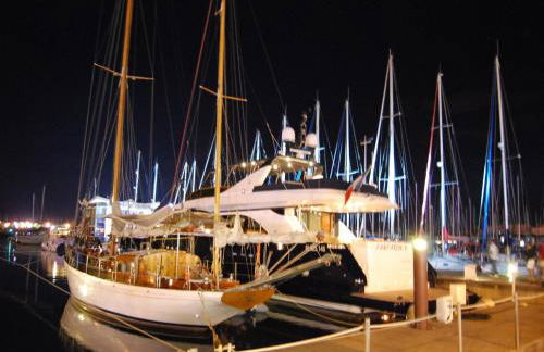 Old wine storehouse with terrace and garden - Foto 39