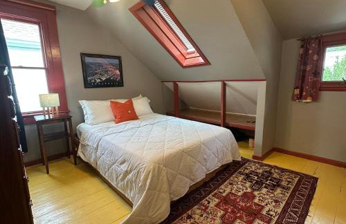 Unique Eastport Bungalow w Yard - Foto 34