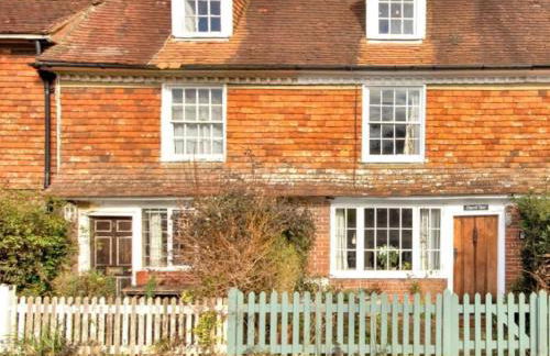 A beautiful cottage in the heart of Benenden! - Foto 1