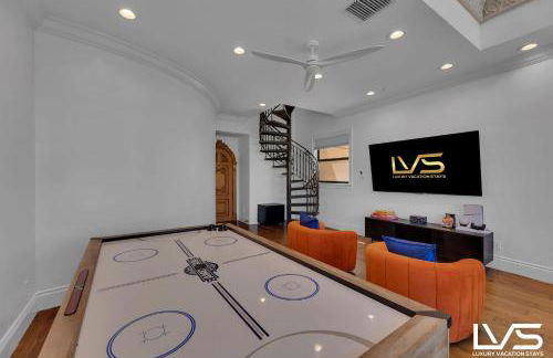 Villa Rhodes Palatial Waterfront Beach Estate - Photo 44