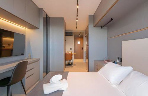 Studio Premium com Rooftop e Piscina com vista para a Baia de Todos os Santos, Portaria 24 Hr, Estacionamento, Wi-fi rápido 433Mpbs, Cozinha Compacta, Localização privilegiada próximo à praia e ao Farol da Barra - Foto 22