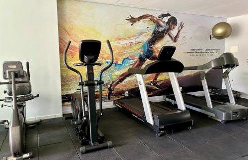 Ap completo com ar e garagem coberta próximo ao metrô - Foto 32