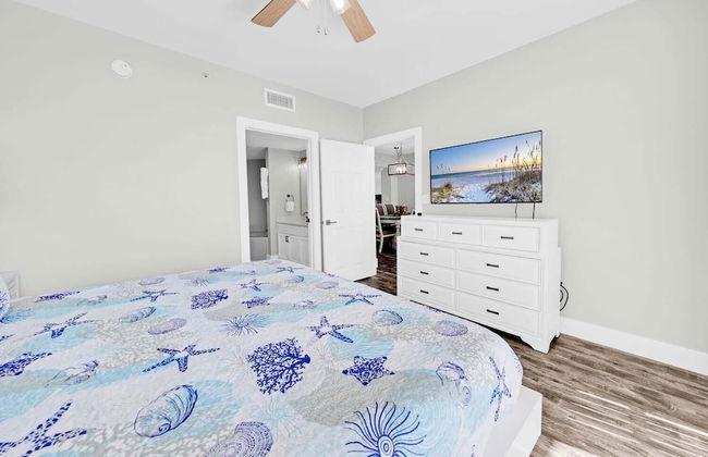 Majestic Beach Towers 1-1603 - Photo 2