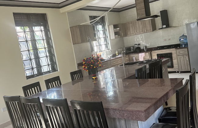 Inviting 9-bed Villa in Kampala - Foto 10