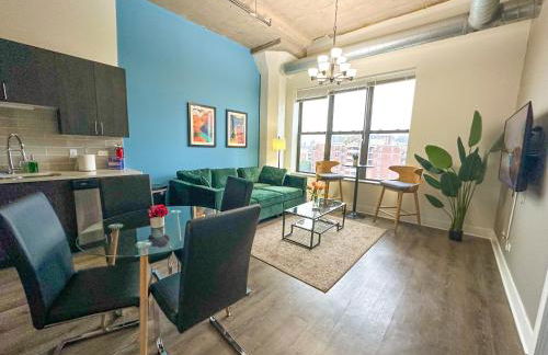 Skyline 2BR in South Loop with Optional Parking & Gym Access Near Museum Campus and McCormick Place - Foto 26