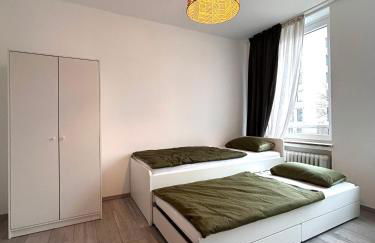 93qm-4 Rooms-WiFi-City Centre - Foto 8