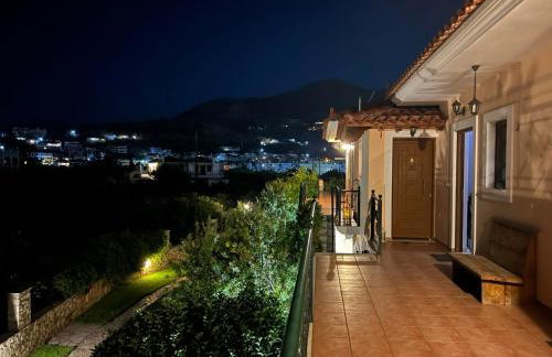 Το Είδωλον - Foto 24