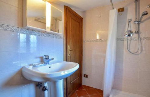 2 Bedroom Beautiful Home In Massarosa - Foto 20