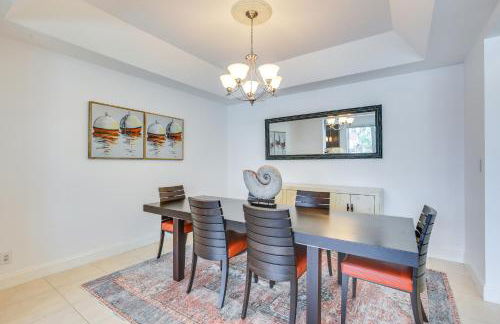 Canal Access and Pool Lighthouse Point Getaway! - Foto 6