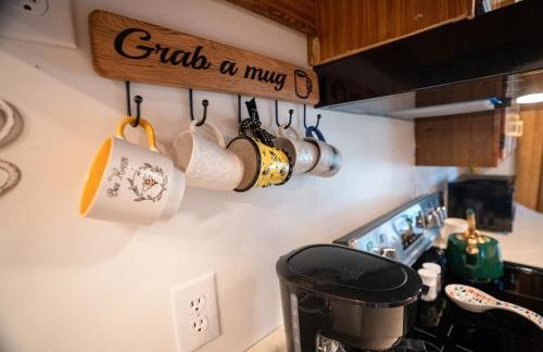 Cozy Bee Hive- Cheerful Stay Near Town - Foto 20