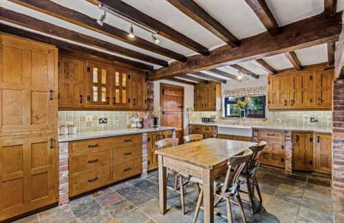 Rustic 5 Bed Farm House in Derbyshire, sleeps 9 - Foto 35