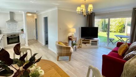 Charming 2 Bedroom Bungalow with open plan living - Foto 5