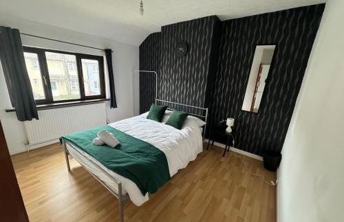 Cosy 4 Bedroom Birmingham - Foto 8