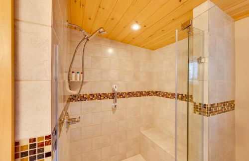 Peaceful Stark Cottage with Deck on South Ponds! - Foto 22