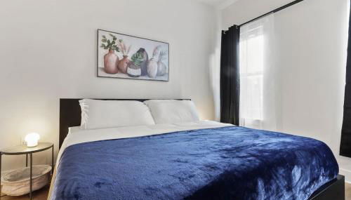 Amazing Studio King Suite Pool and Gym Central - Photo 2