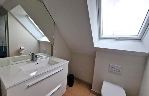 House in Terenez with Stunning Harbour Views - Photo 14