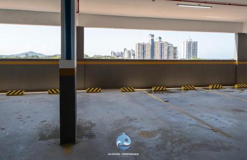 Apartamentos em Bal Piçarras 150 M DA PRAIA com Sacada Wi Fi, Piscina, Portaria 24h, Playground e vaga de GARAGEM - Foto 7