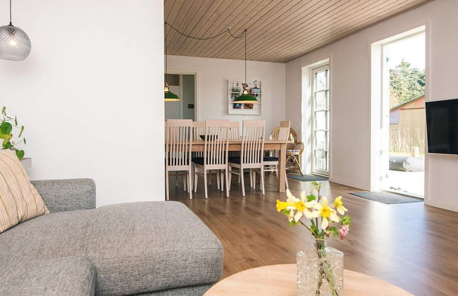 8 Person Holiday Home in Bjert - Foto 42