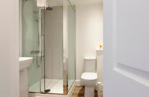 Crested Grebe - Ukc2109 - Photo 8