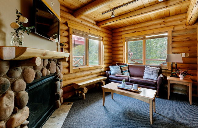 Miette Mountain Cabins - Photo 20