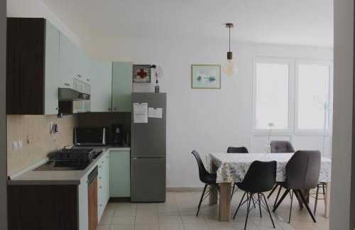 Beautiful vacation apartment Ivana in Novalja - Photo 7