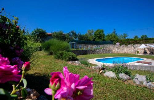 Romantic Villa Green Sky with Pool and Garden - Foto 39