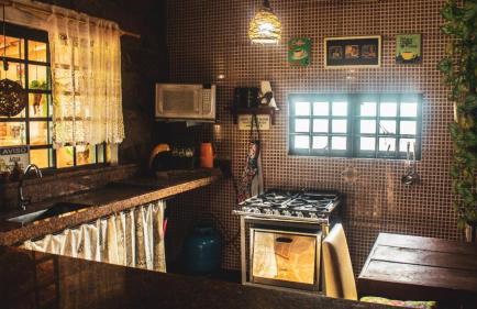 Casa de Pedras na Montanha Stone House - Foto 9