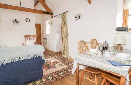 High Park Barn - Photo 6