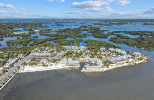 Walkable Beachfront Retreat on Cedar Key! - Foto 38