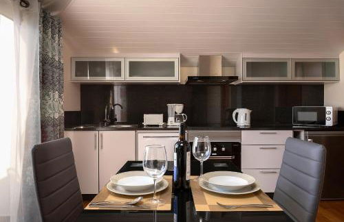 Martinho Apartment View - Photo 6