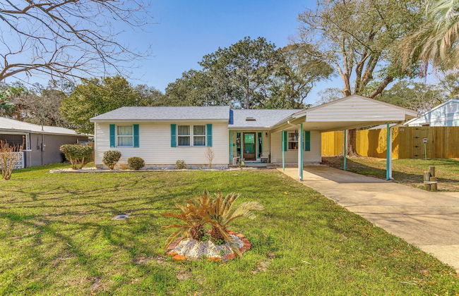 Fort Walton Coastal Retreat w/ Yard: Walk to Beach - Foto 9