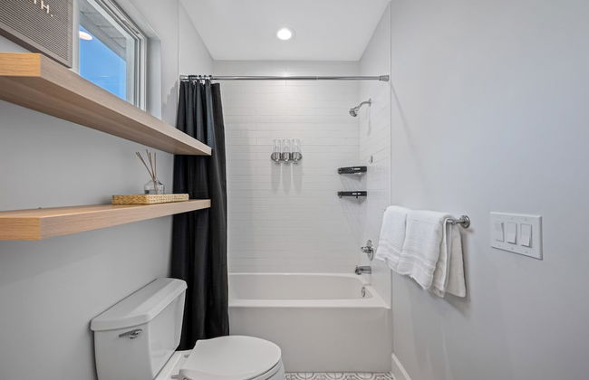 Luxury Tampa Home w/ Pool, Jacuzzi & Amenities - Foto 25