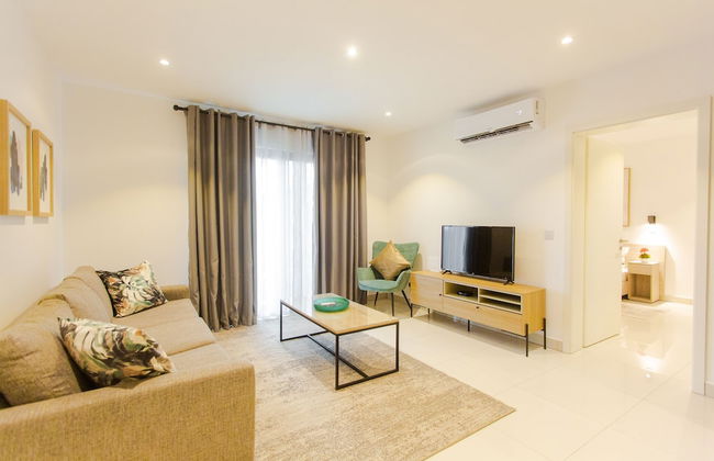 Accra Luxury Apartments at The Lennox - Photo 62