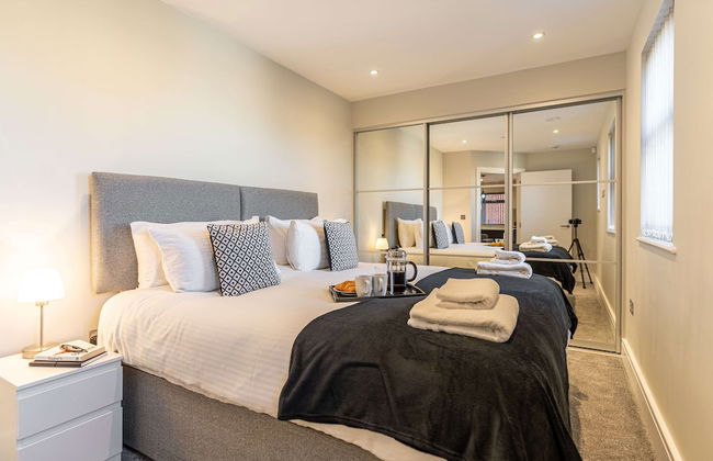 Celador Apartments - Bond House - Photo 8