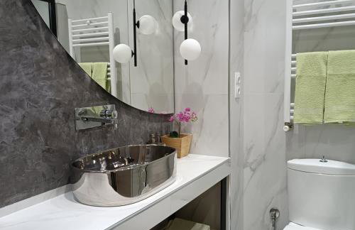 Pilea Luxury Apartments 2 - Photo 16