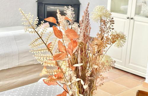 Villa Only Adults 2 Pax · Piscina Privada · A/C · WIFI · BBQ - Foto 14