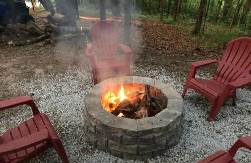 Mountain-top Cabin Get-away with Hot tub and a View - Foto 10