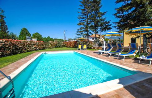 Awesome Apartment In Montecatini Terme - Photo 10