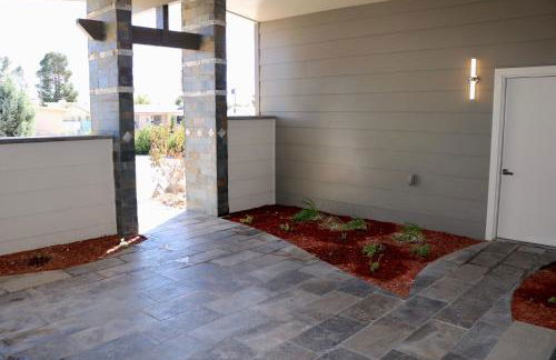 Modern Mini Golf Oasis - Foto 8