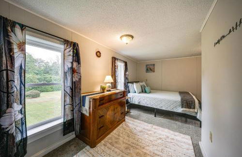 15 Mi to Penn State Hideaway with Fire Pit! - Foto 24