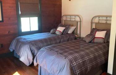 1878 Victorian Farm House near Asheville - Foto 29