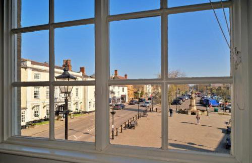 Finest Retreats - The Loft at Brackley Town Hall - Photo 5