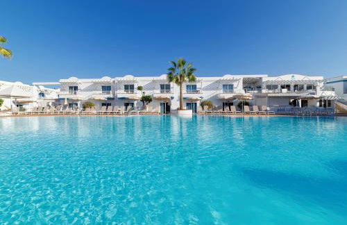 Hotel Arena Beach - Photo 36