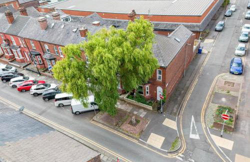 Town Centre 6 Bed Home Work Rest Warrington - Foto 33