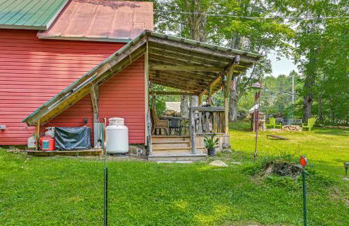 Less Than 8 Mi to Gore Mountain! Family Cottage with Porch - Foto 24