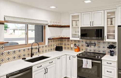 Pickleball & Mini Golf Karaoke Game Room - Foto 22